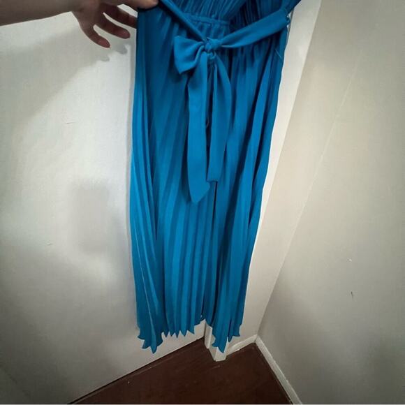 Zara Blue Wrapped Pleated Cross-Neck Halter Dress Size Medium - Picture 10 of 12